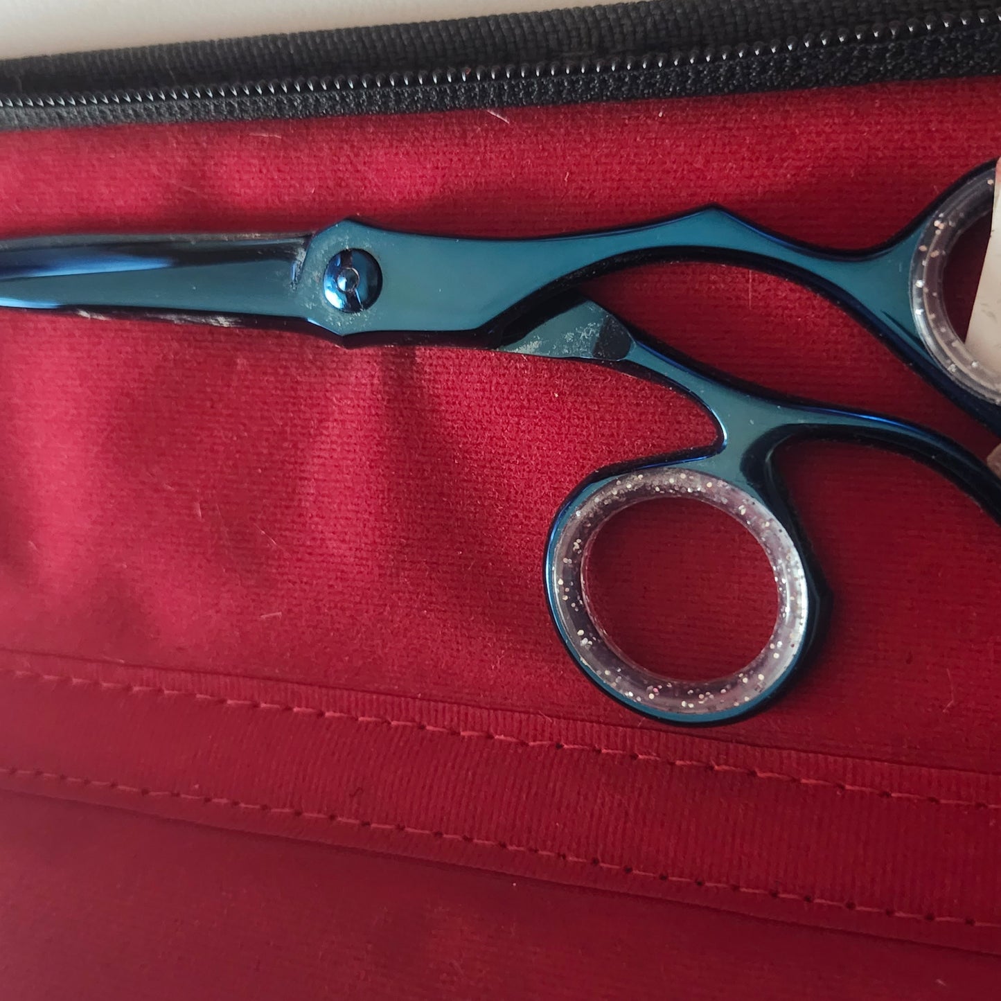 Shears Blue Swivle Medium (6.5")